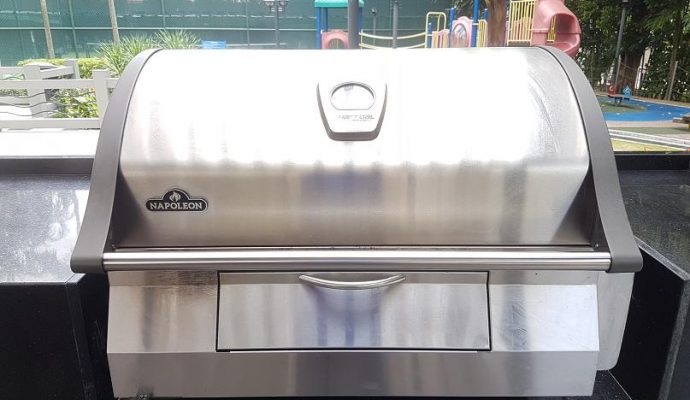 Built-in Charcoal BBQ