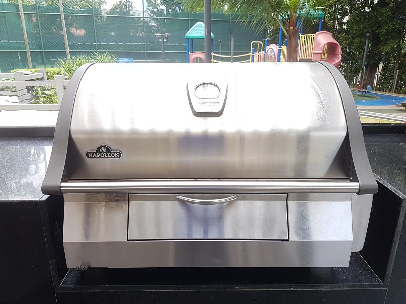 Built-in Charcoal BBQ