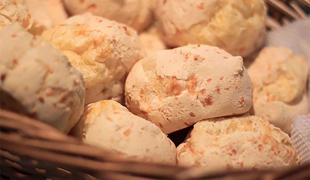 Pão de Queijo – Brazilian cheese bread